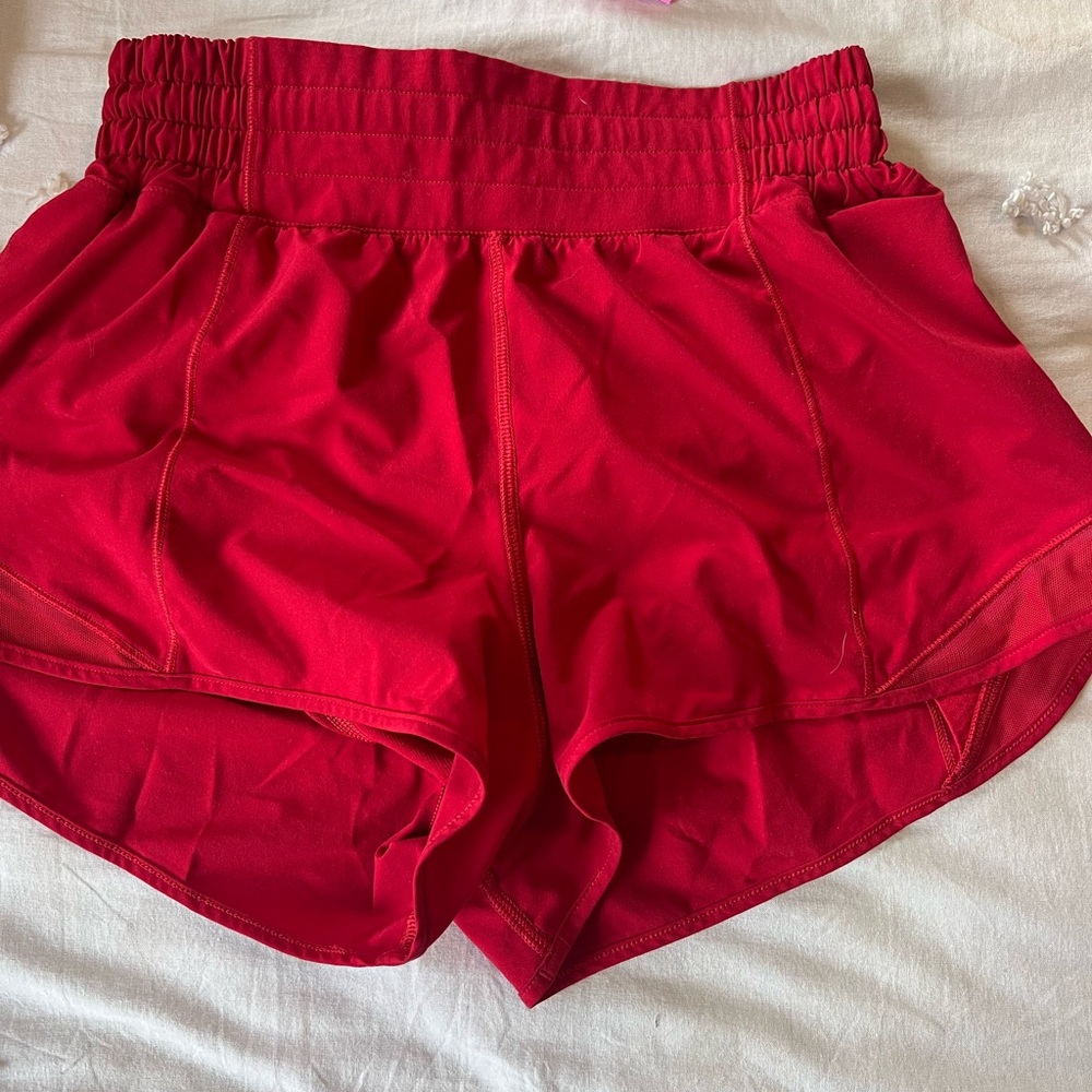 Red hotty hot size 4 2.5